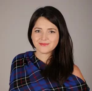 professional online Spanish tutor Gabriela 