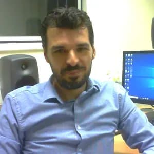 professional online Music tutor Konstantinos