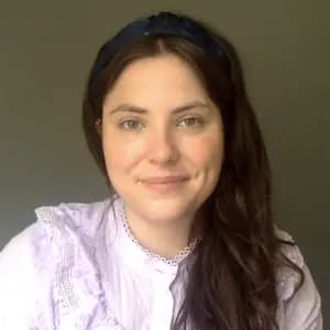 professional online Sociology tutor Rosanna