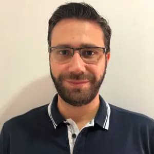 professional online Portuguese tutor Adolfo