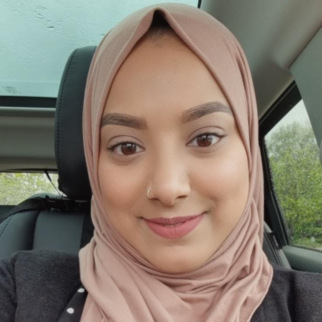 professional online Health and Social Care tutor Maryam