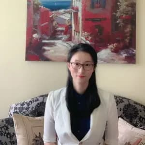professional online Mandarin tutor Sophie