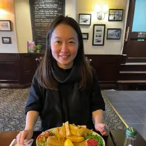 professional online Mandarin tutor Katarina