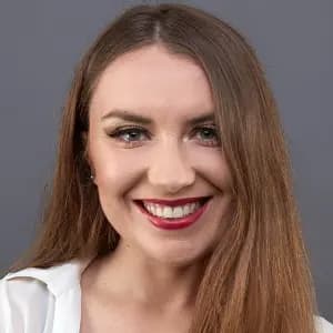 professional online Dance tutor Natalie