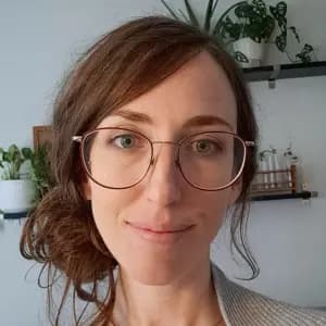 professional online Maths tutor Samantha