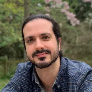 professional online Spanish tutor Miguel
