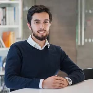 professional online Arabic tutor Mustafa